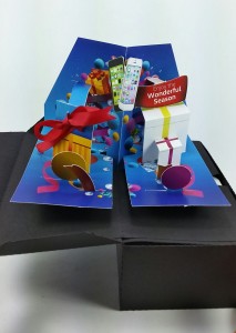 Wishcraft Christmas Pop Up Gift Box with Iphone Pop Up